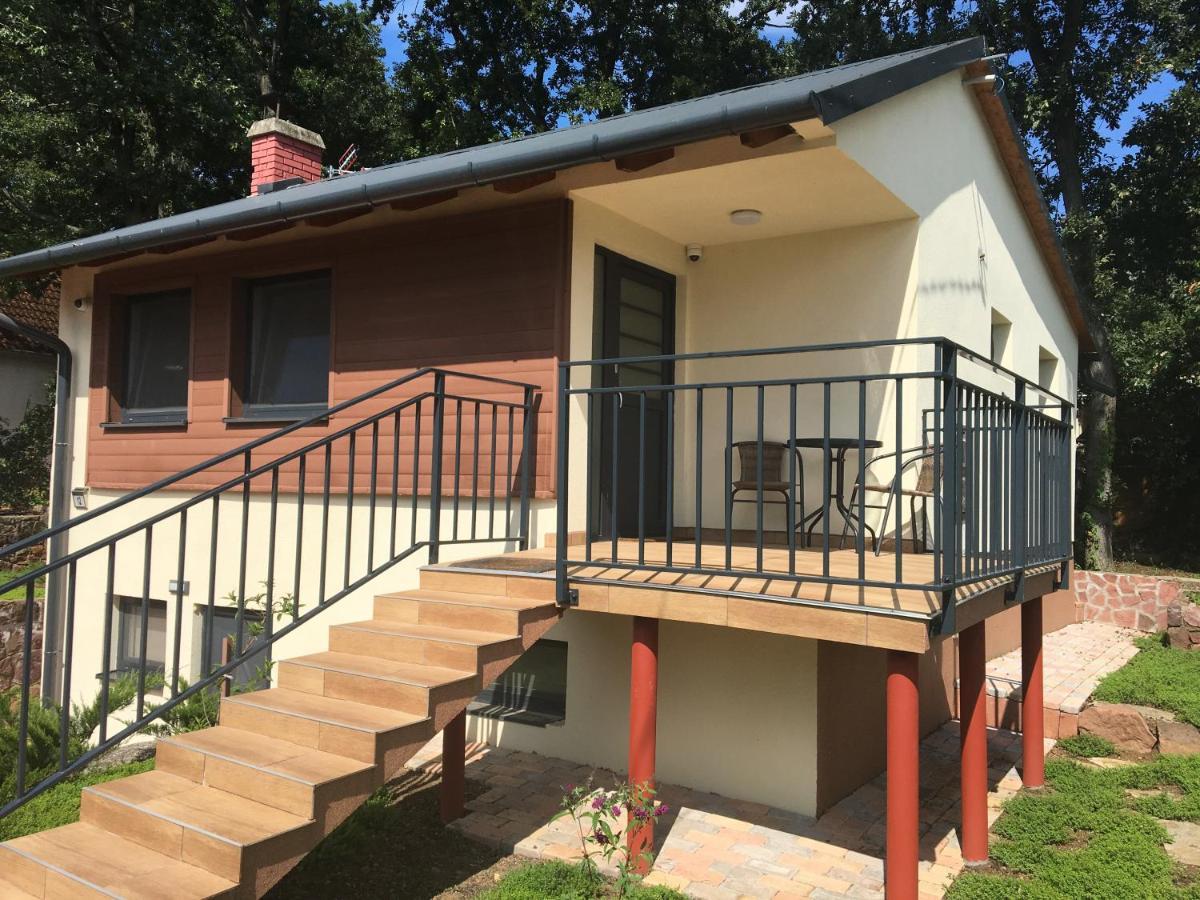 Balaton Wellness Tom Cat Nyaralo 1 Wellness Es 1 Gyermekbarat Apartmannal Kovagoors المظهر الخارجي الصورة
