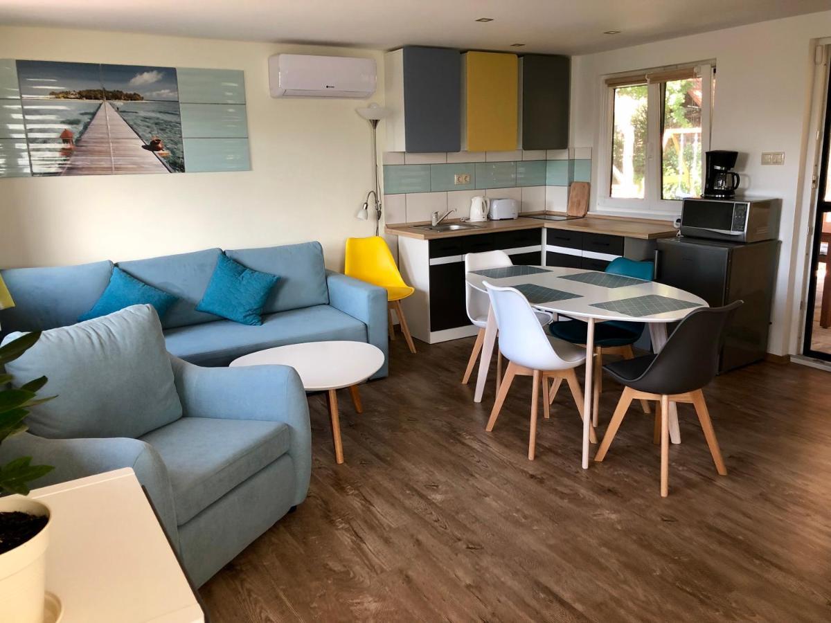 Balaton Wellness Tom Cat Nyaralo 1 Wellness Es 1 Gyermekbarat Apartmannal Kovagoors المظهر الخارجي الصورة